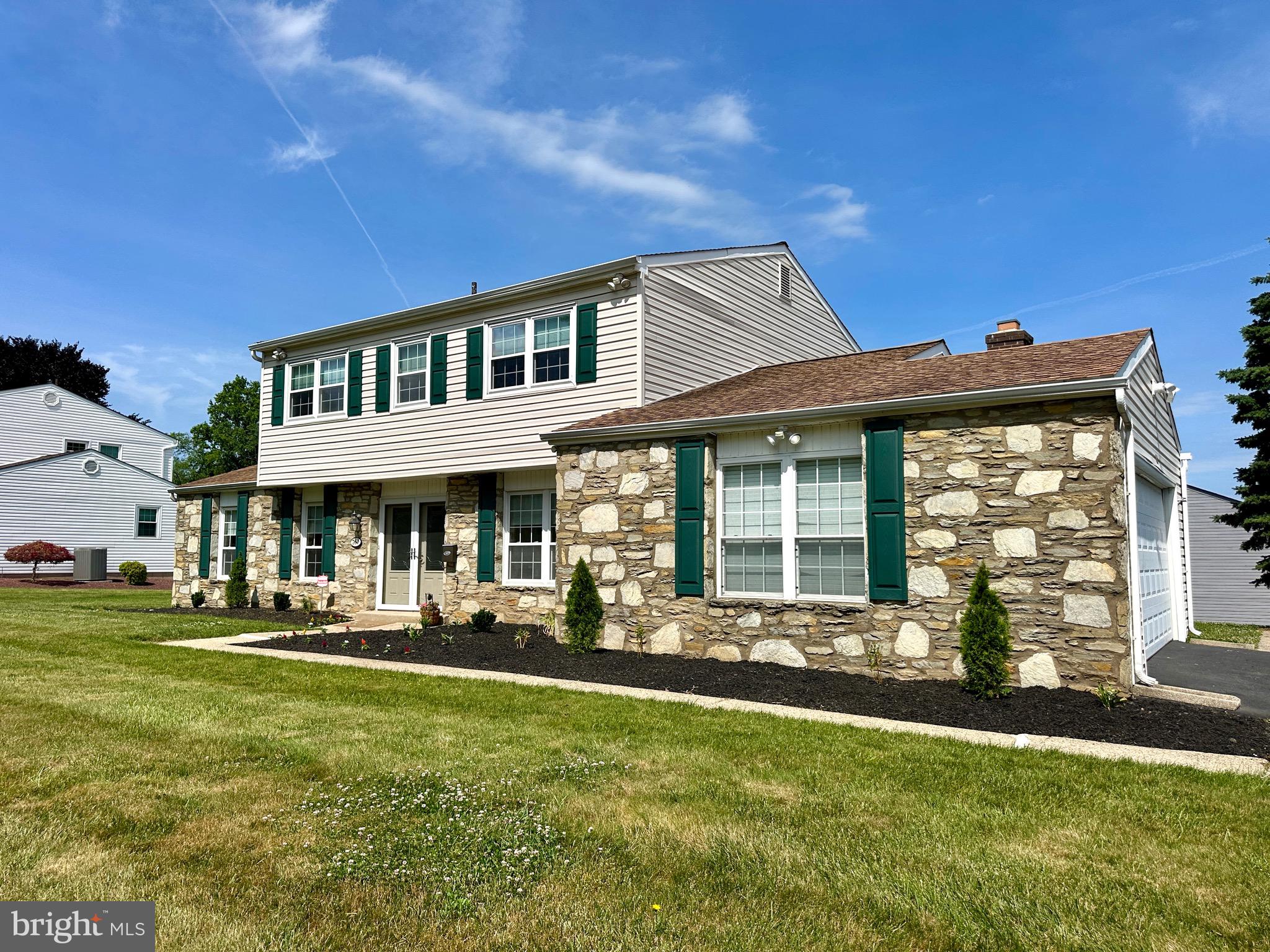 BRIAR HILL FARMS - Residential
