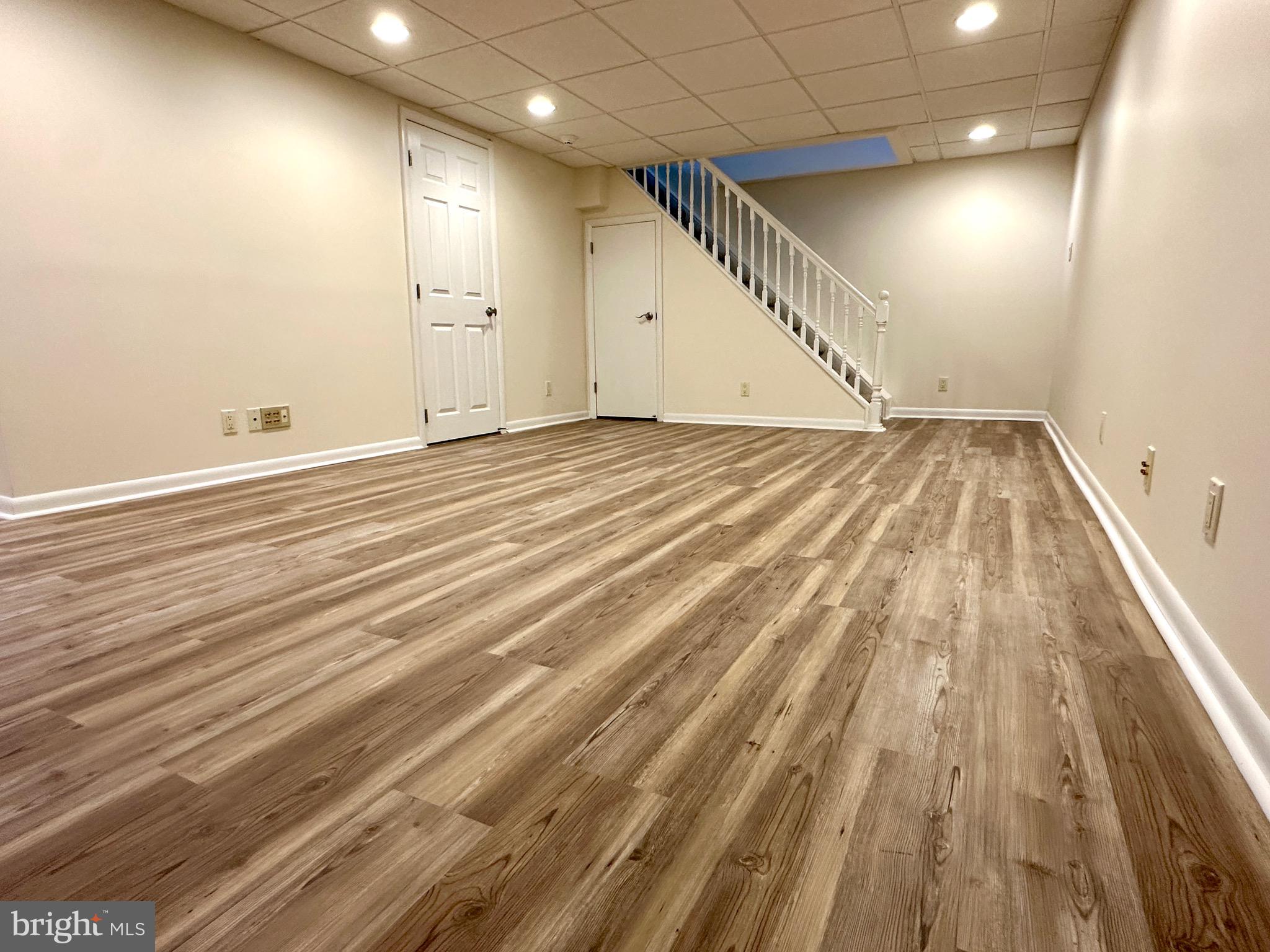 BRIAR HILL FARMS - Residential
