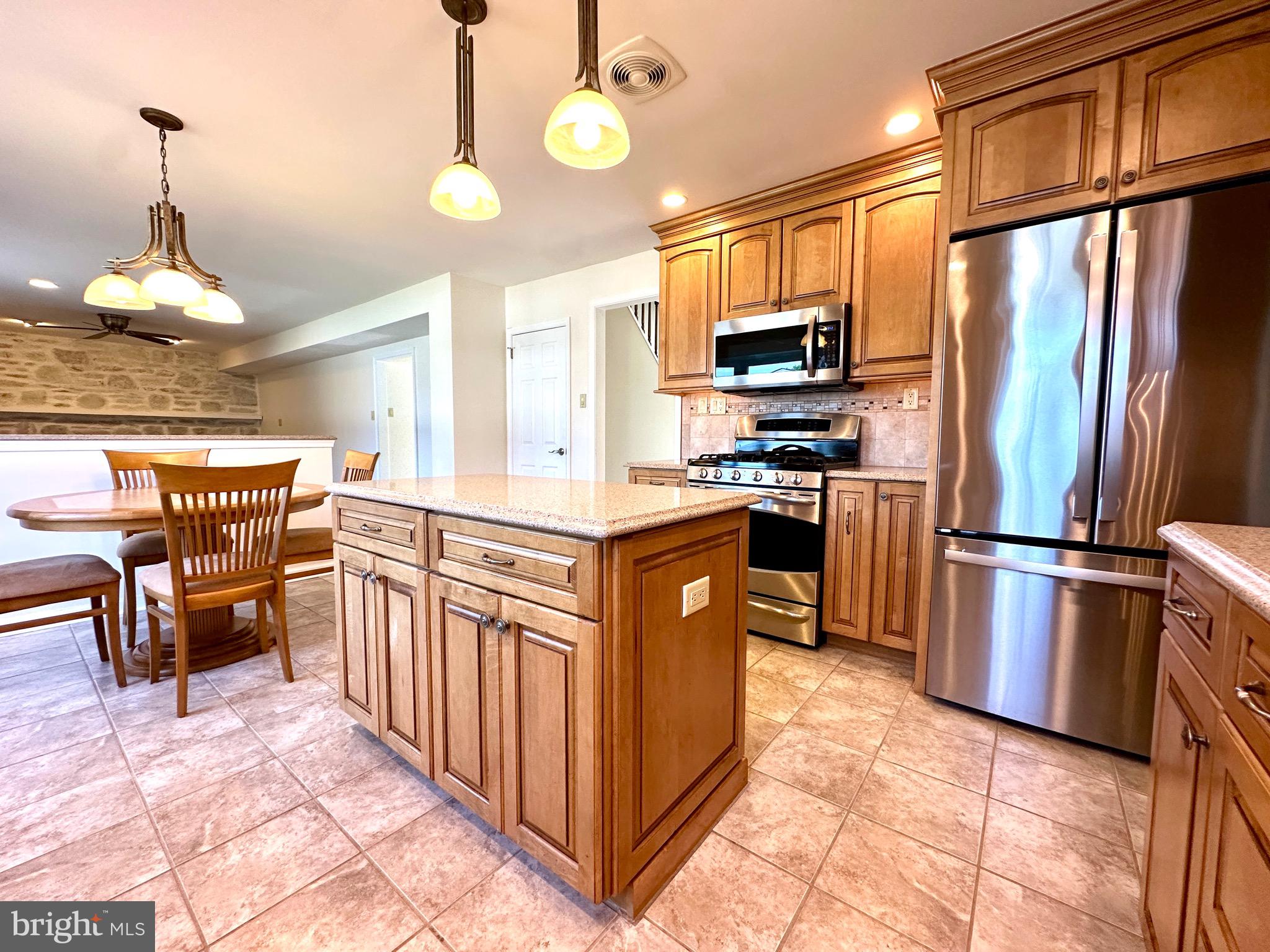 BRIAR HILL FARMS - Residential