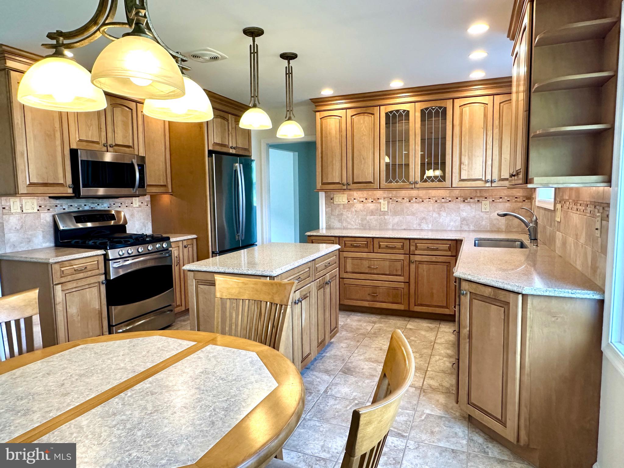 BRIAR HILL FARMS - Residential