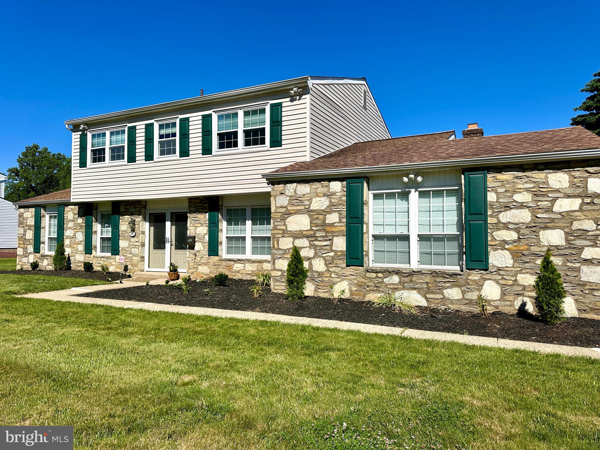 BRIAR HILL FARMS - Residential