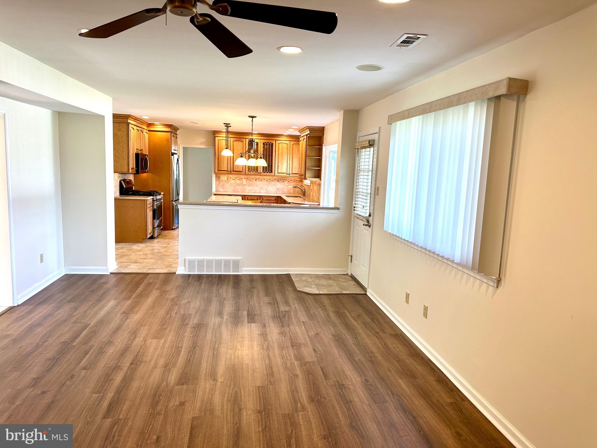 BRIAR HILL FARMS - Residential