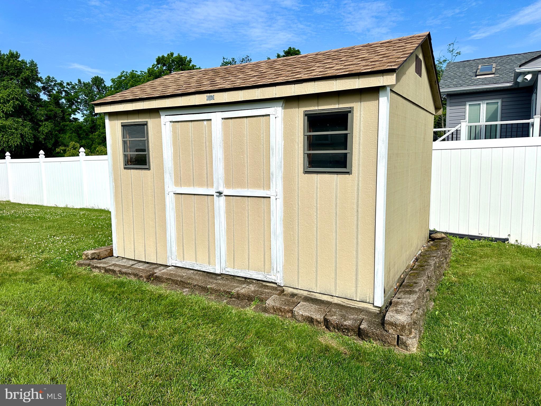 BRIAR HILL FARMS - Residential