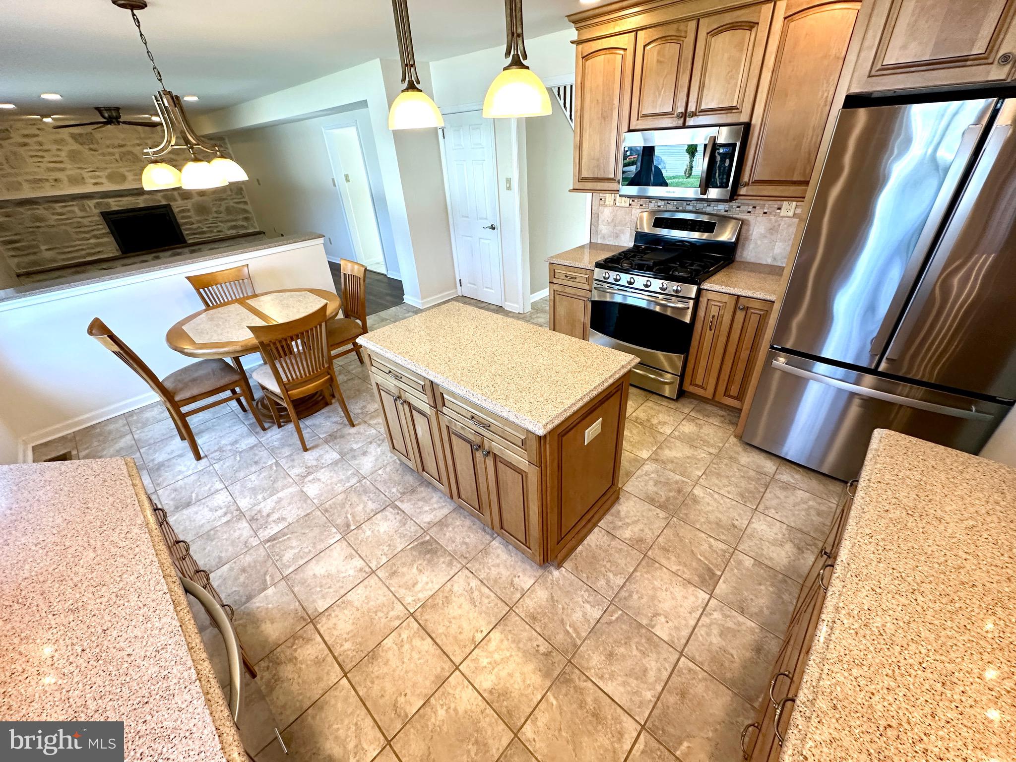 BRIAR HILL FARMS - Residential