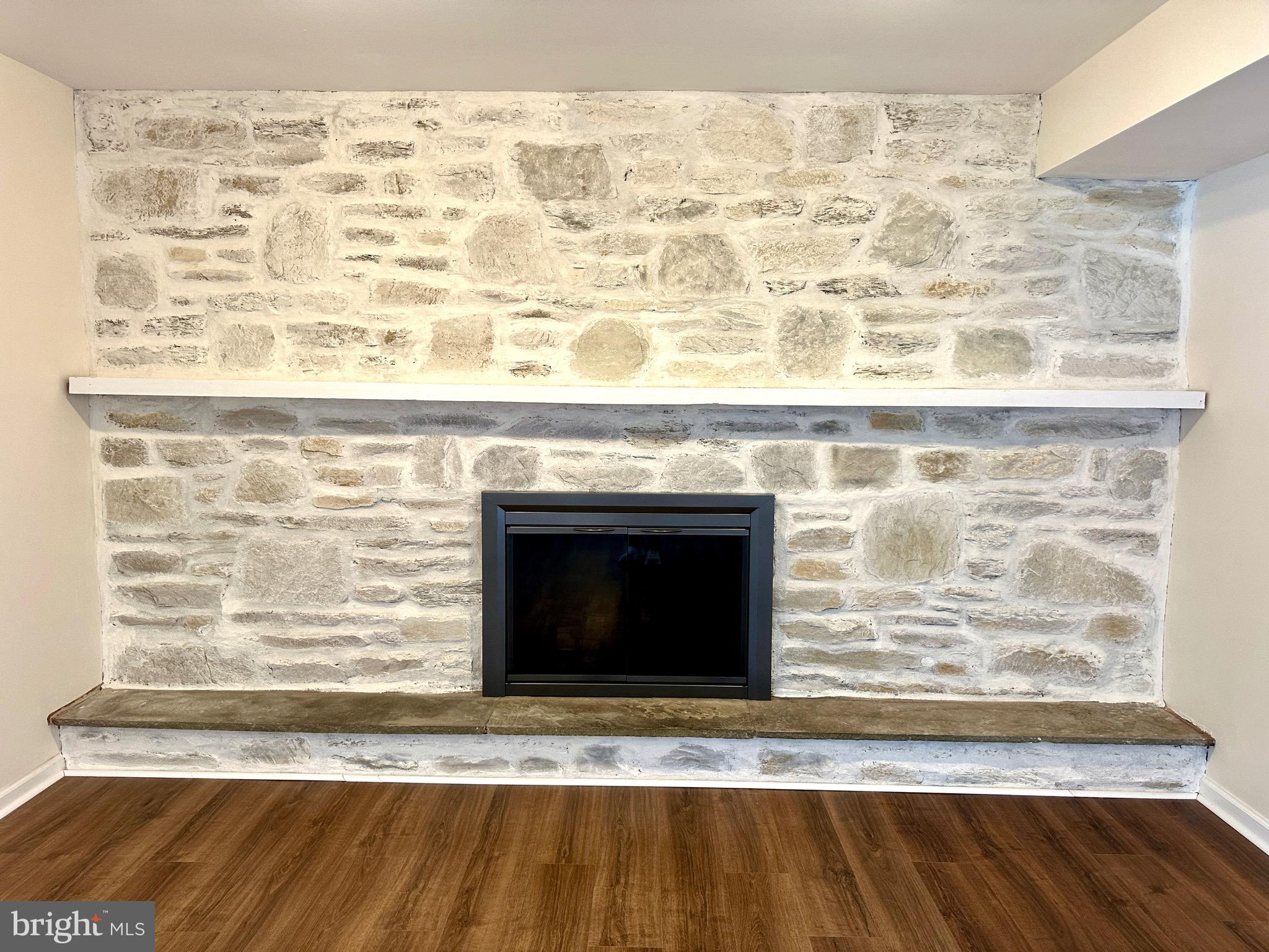 BRIAR HILL FARMS - Residential
