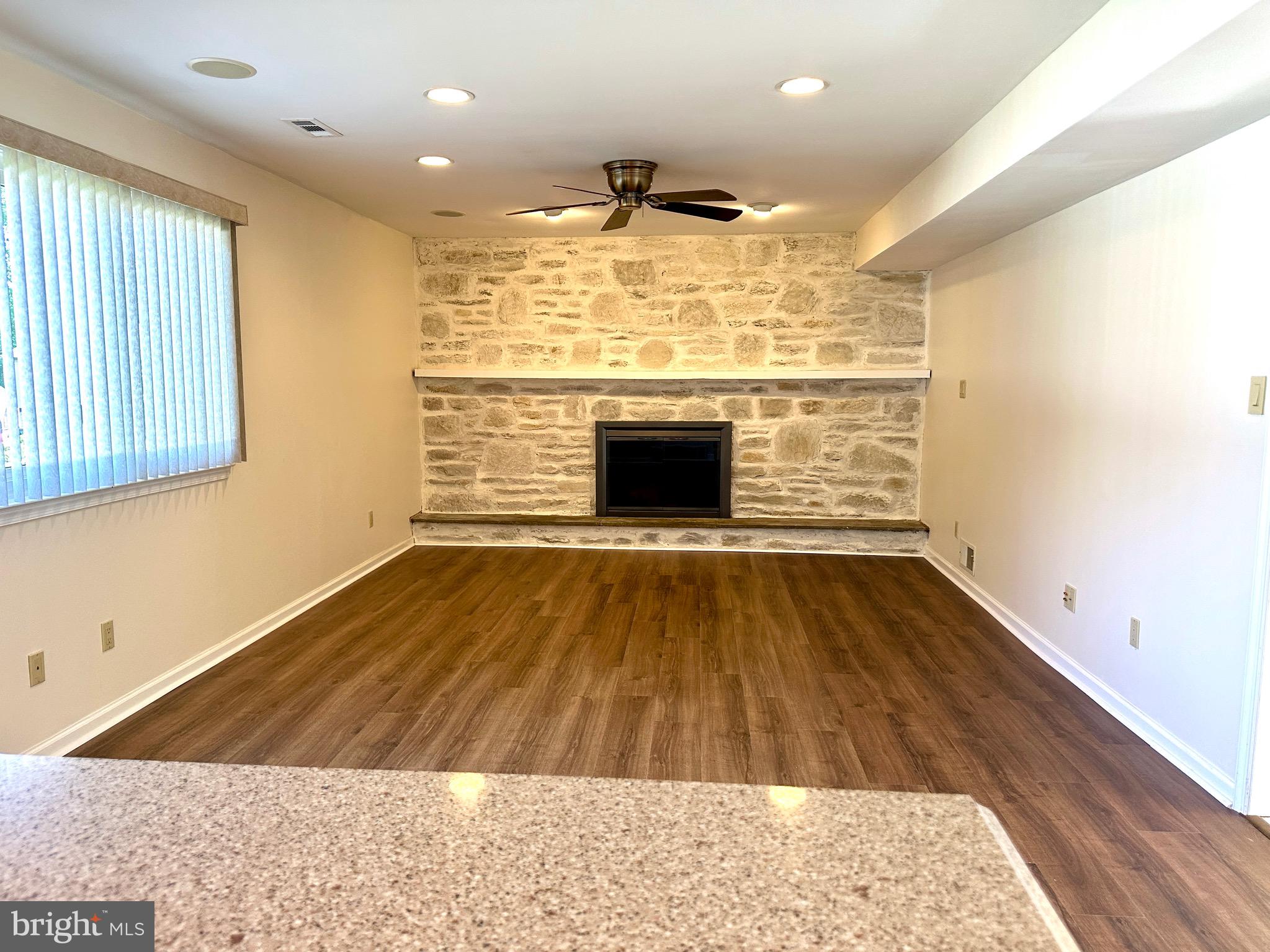 BRIAR HILL FARMS - Residential