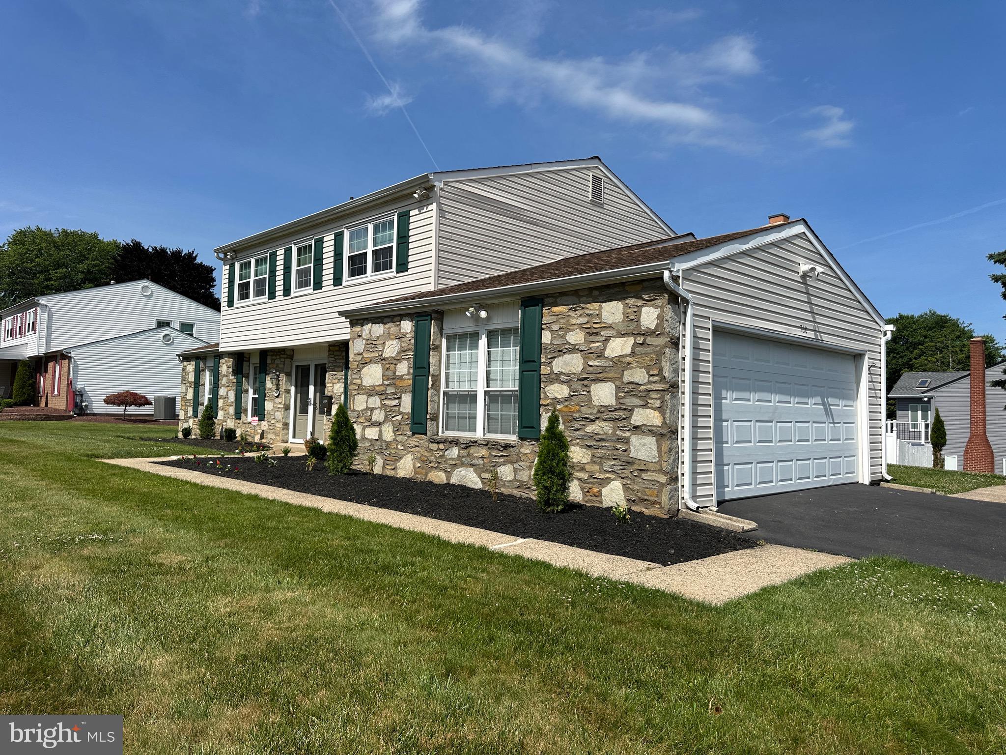 BRIAR HILL FARMS - Residential