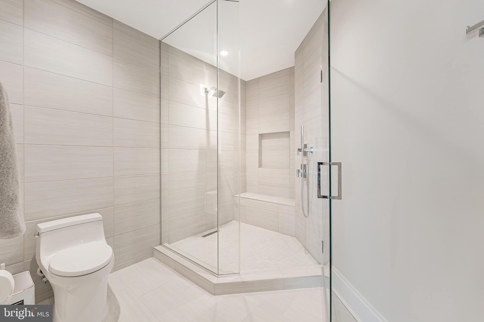 TYSONS CORNER - Residential