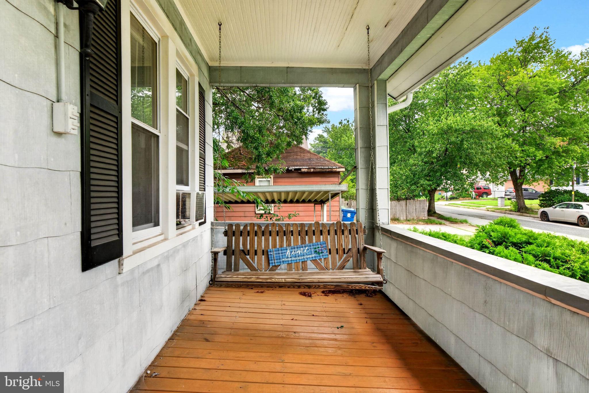HAMILTON HEIGHTS - Residential Income