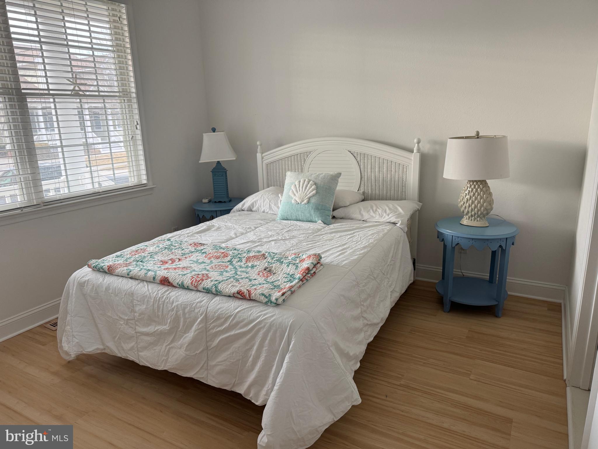 BAYSIDE - Residential