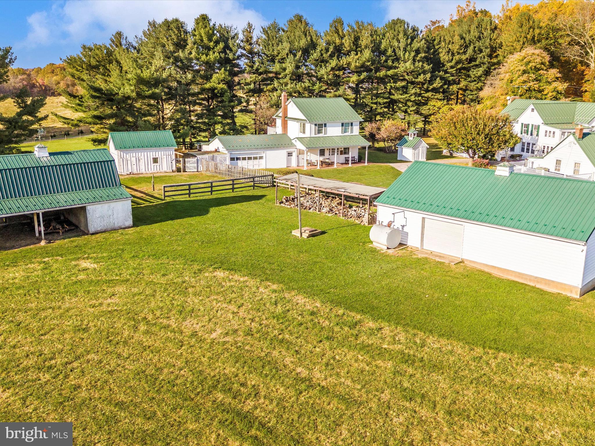 BARNESVILLE OUTSIDE - Farm