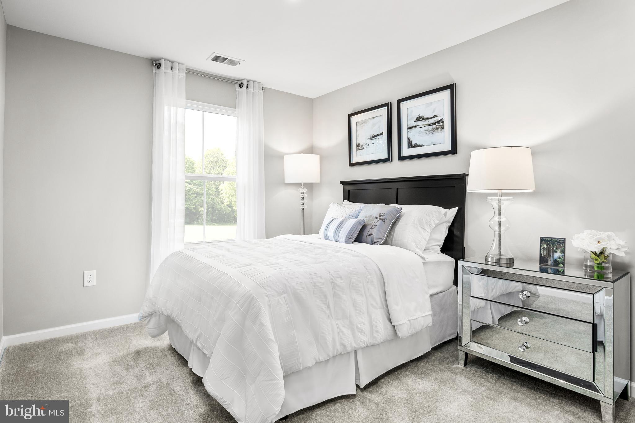 CARDINAL POINTE - Residential