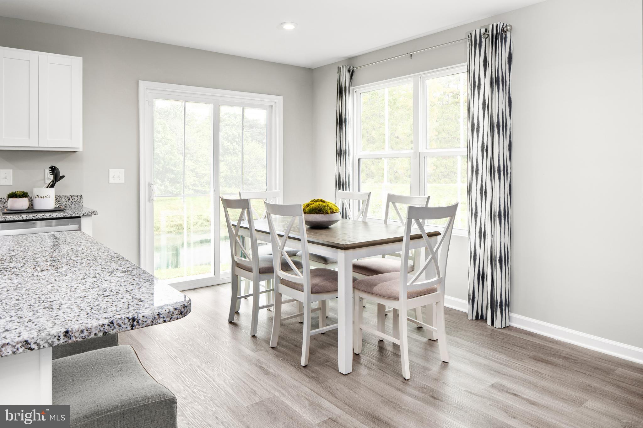CARDINAL POINTE - Residential