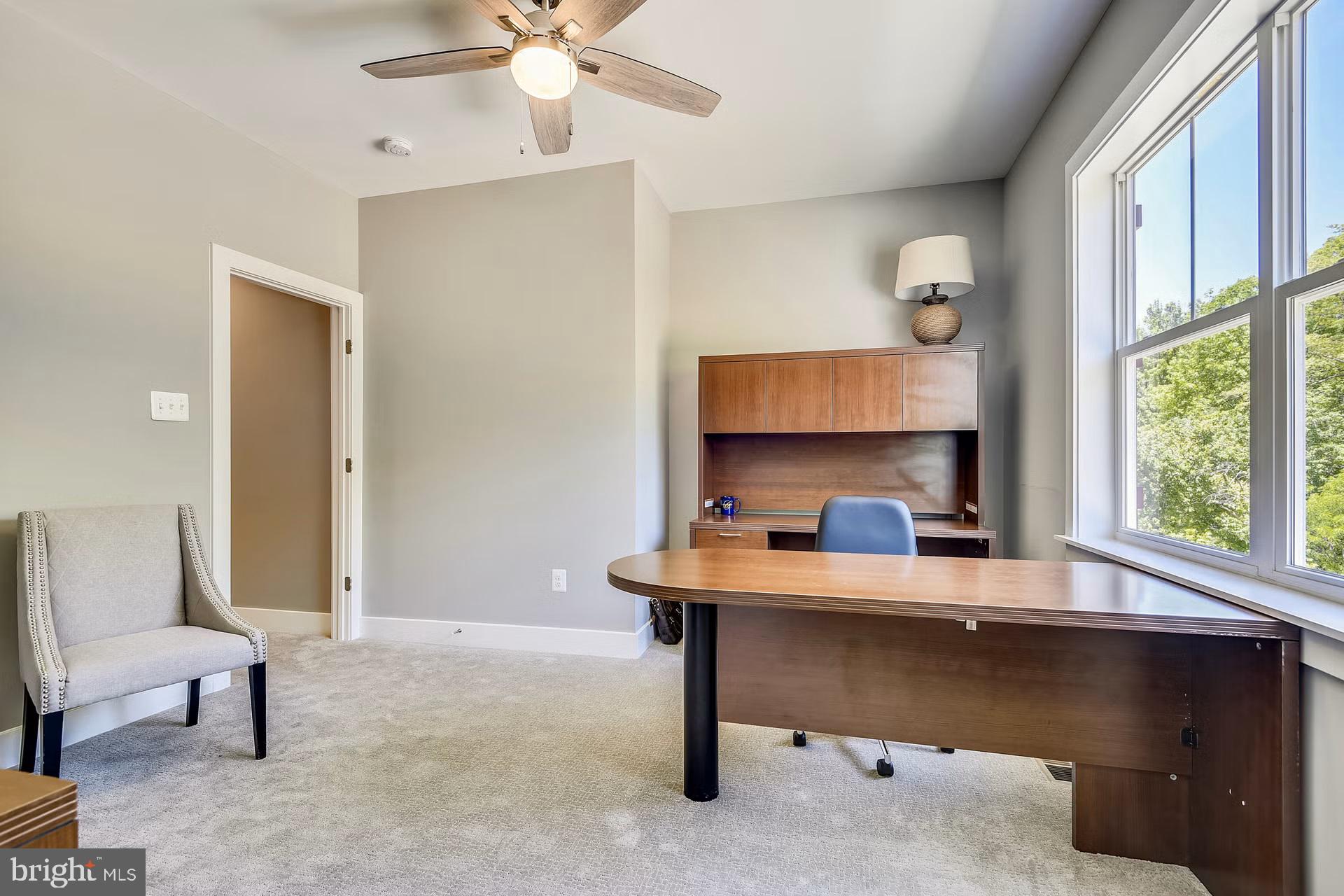 HIGH VIEW - Residential