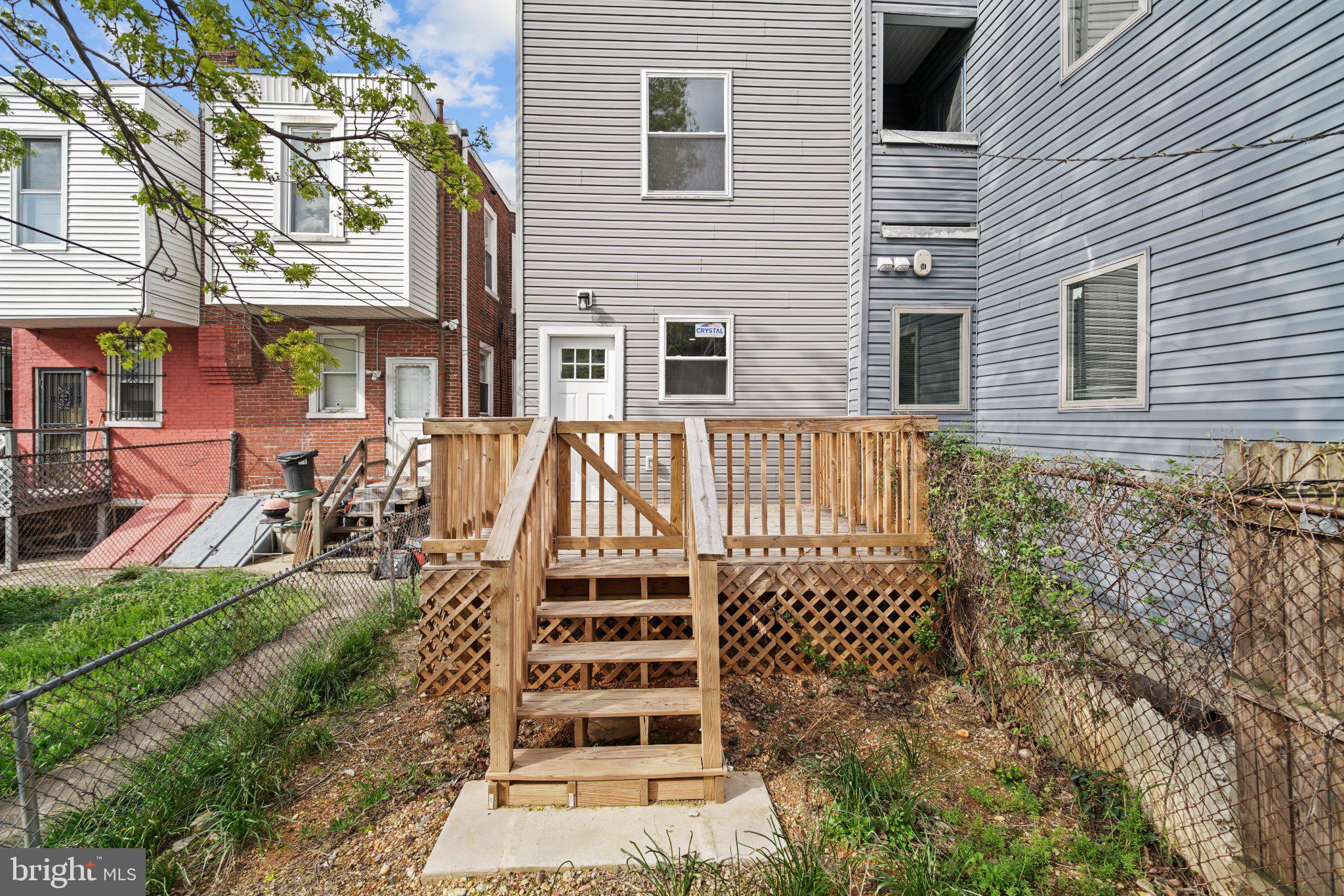 UNIVERSITY CITY - Residential