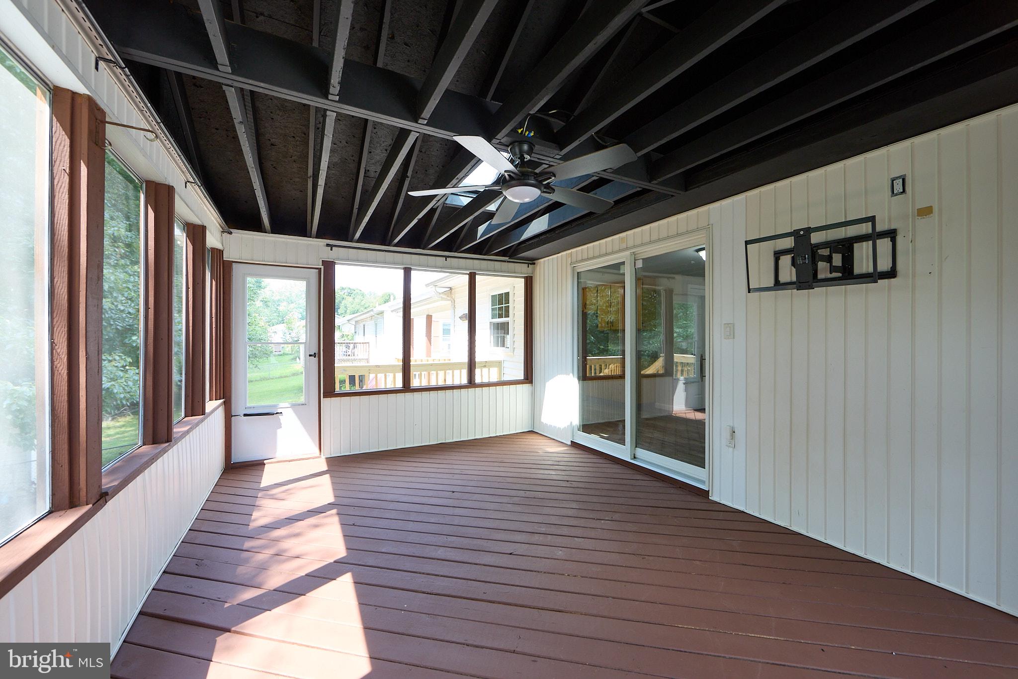 BUCKHILL FARMS - Residential