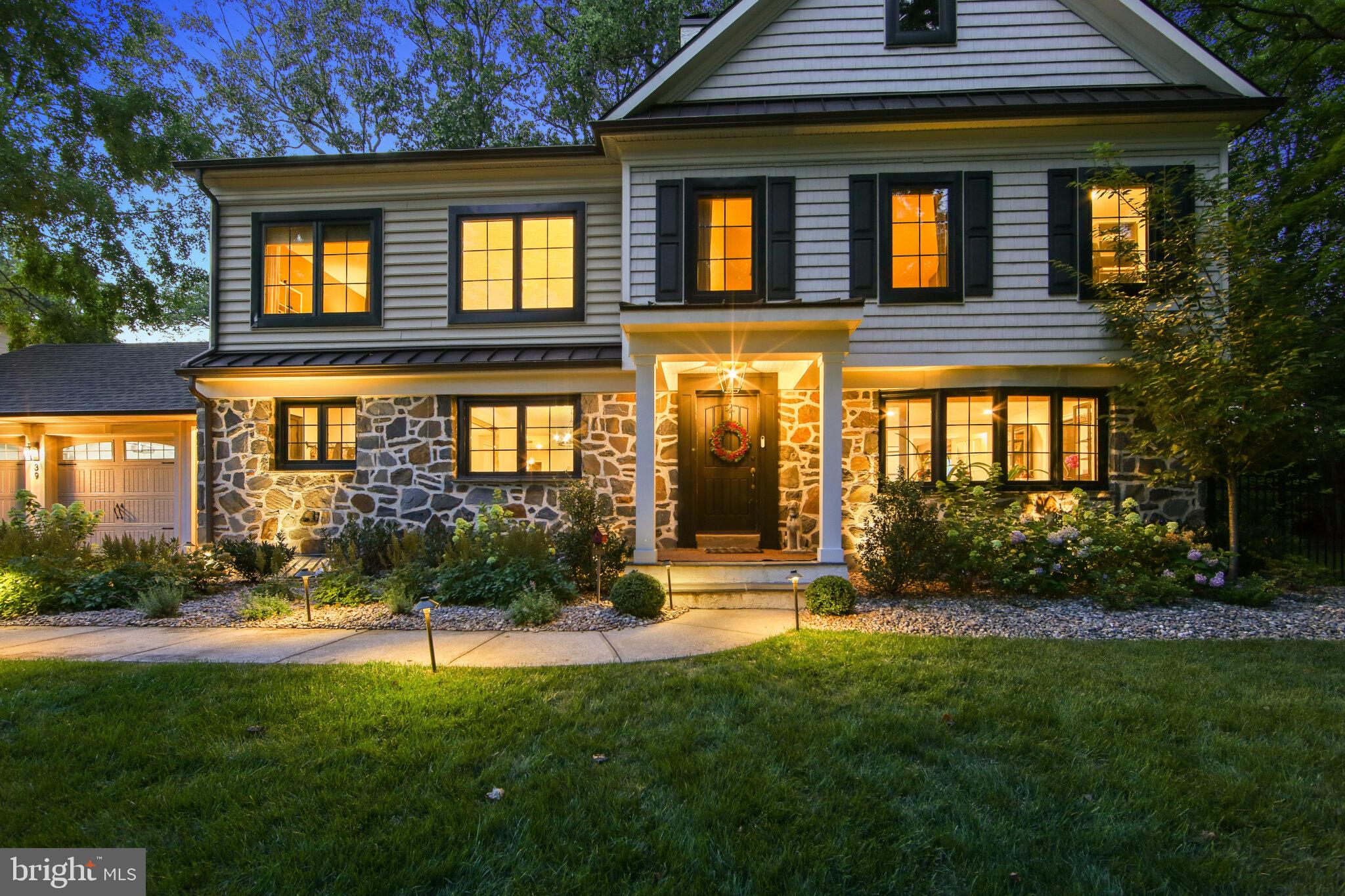 STRAFFORD VILLAGE - Residential