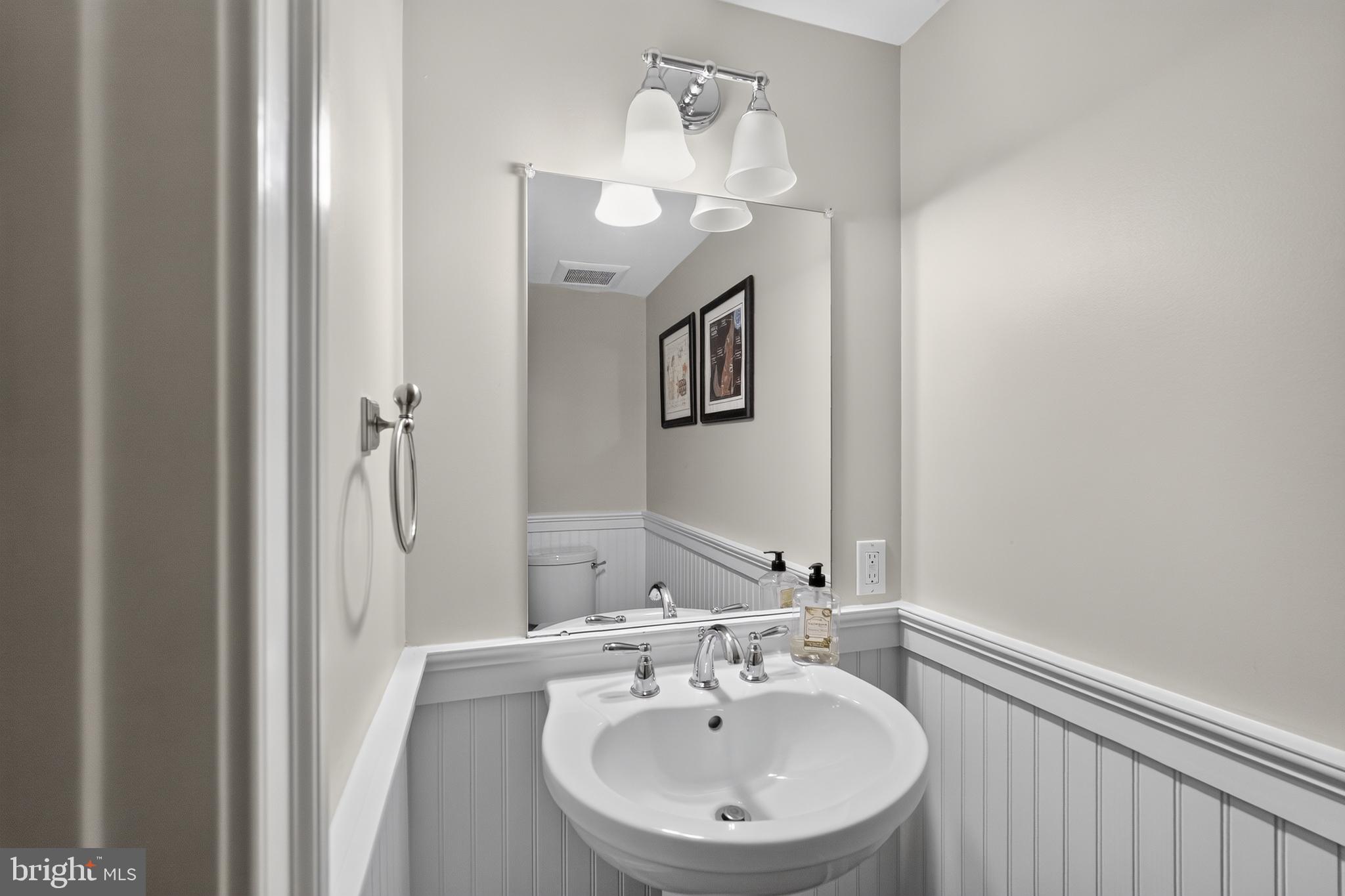 STRAFFORD VILLAGE - Residential