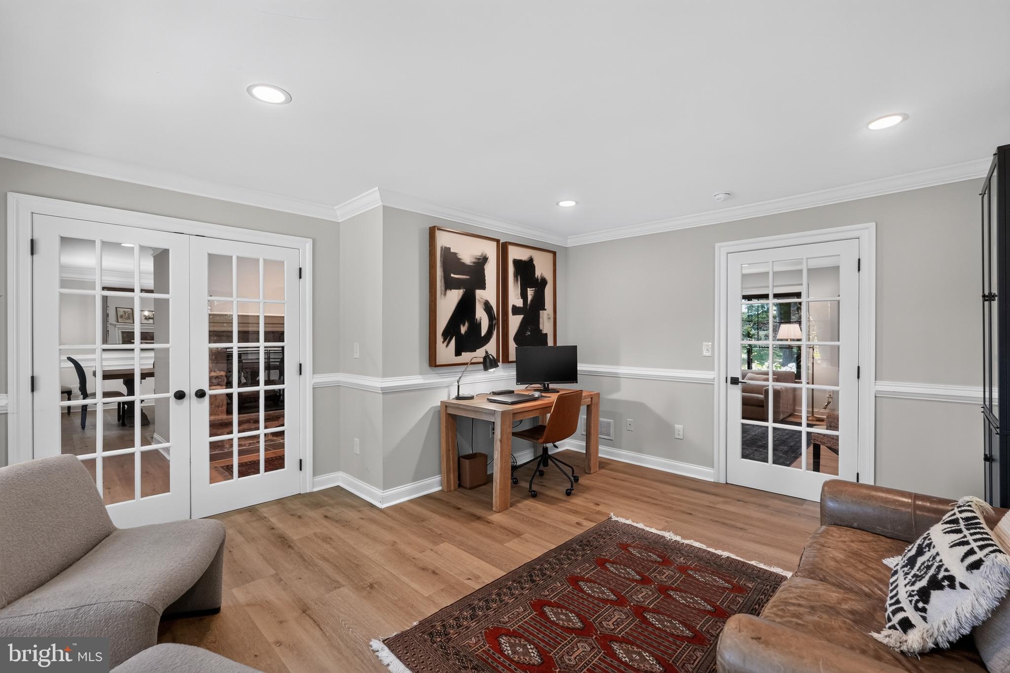 STRAFFORD VILLAGE - Residential