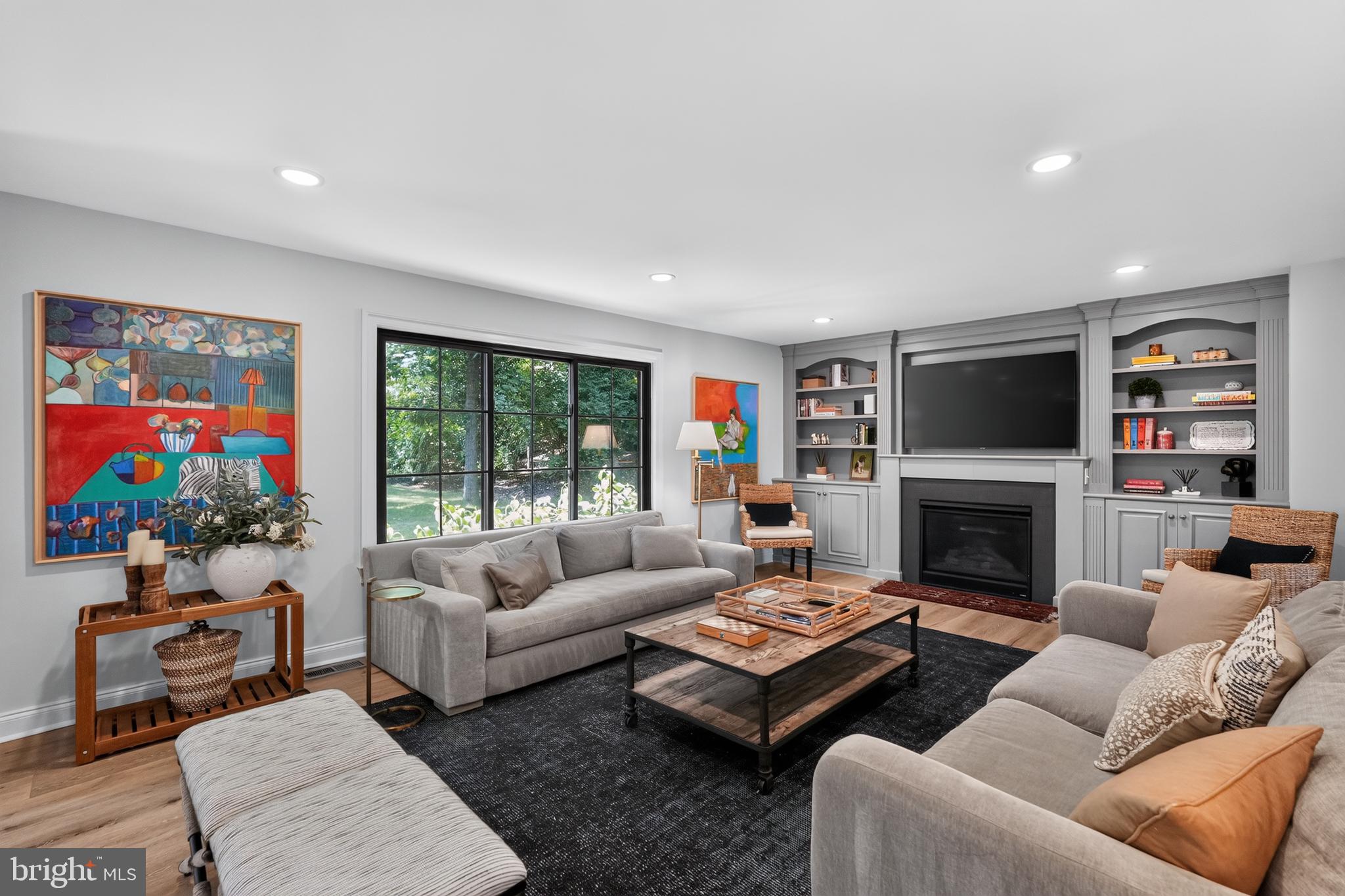 STRAFFORD VILLAGE - Residential