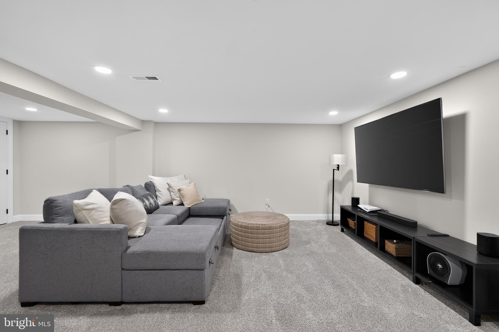 STRAFFORD VILLAGE - Residential