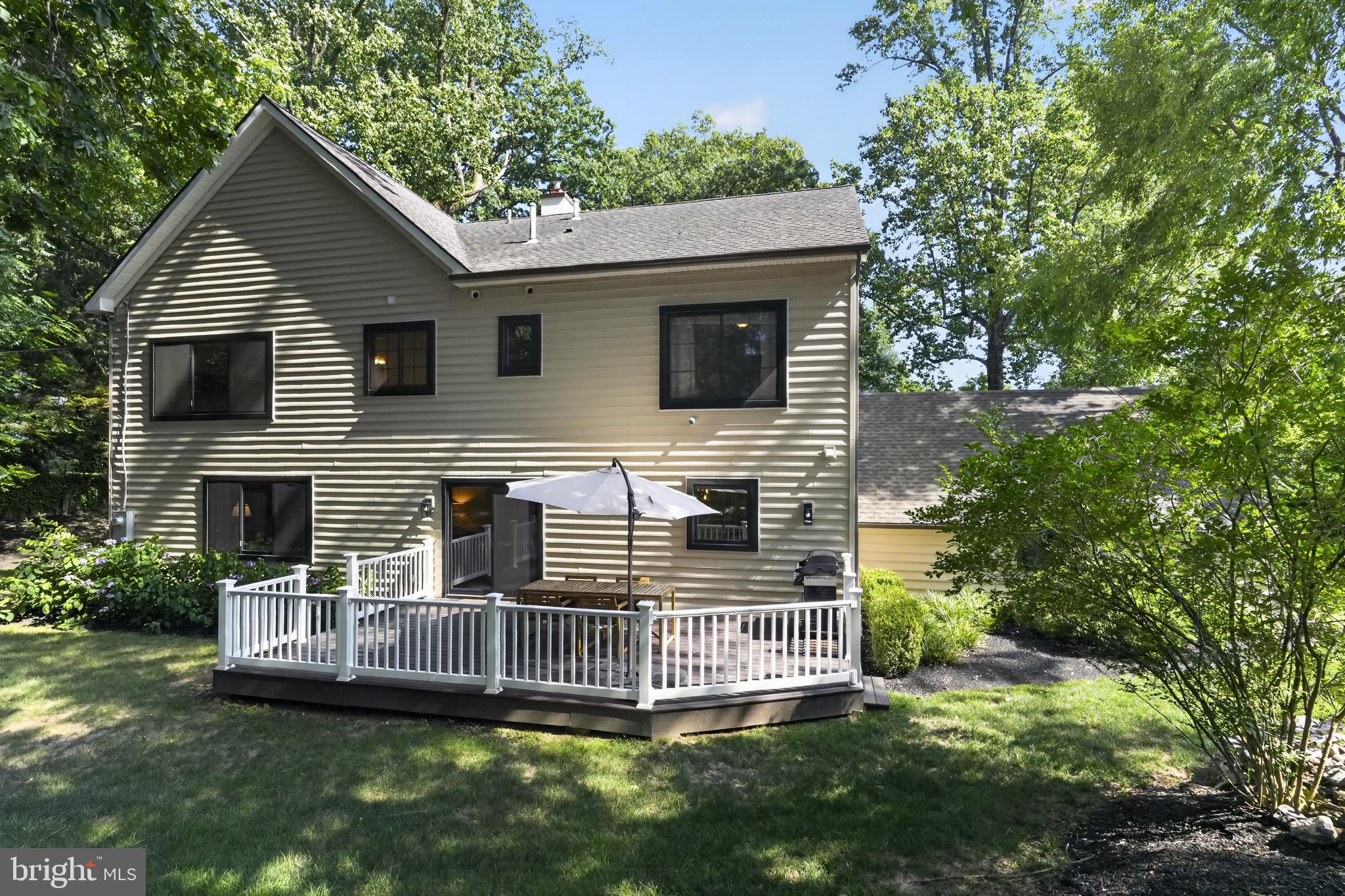 STRAFFORD VILLAGE - Residential