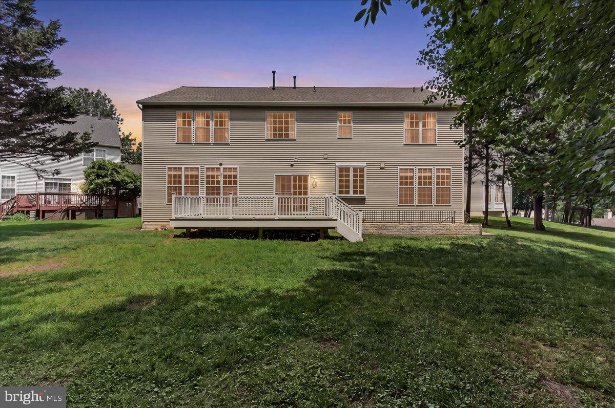 FONT HILL MANOR - Residential