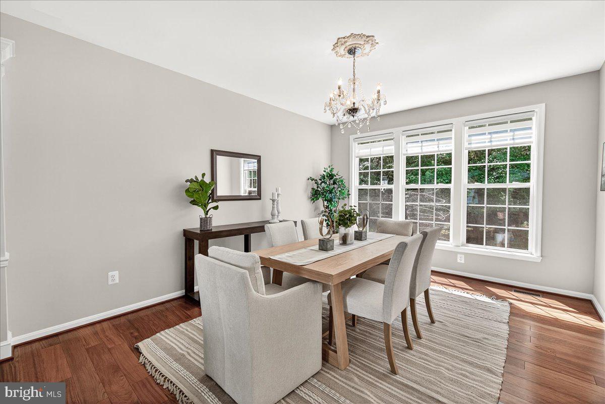 FONT HILL MANOR - Residential