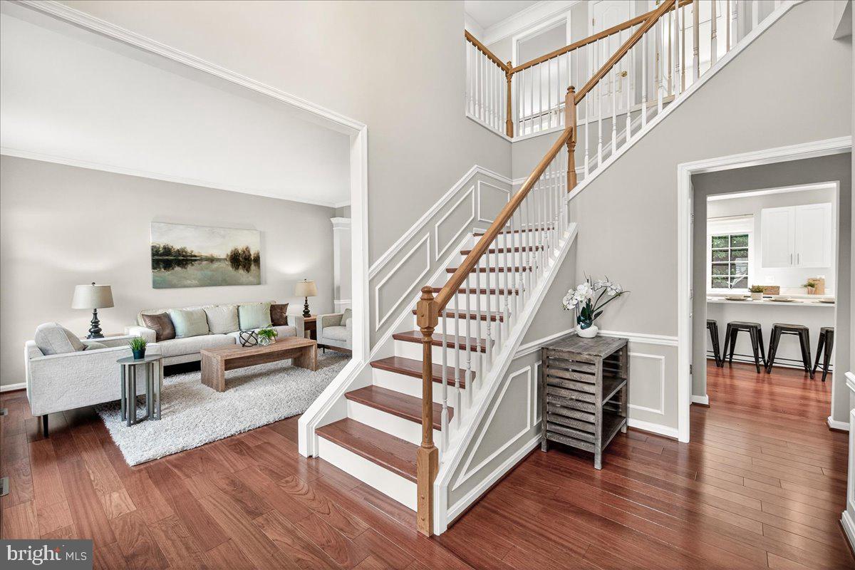 FONT HILL MANOR - Residential