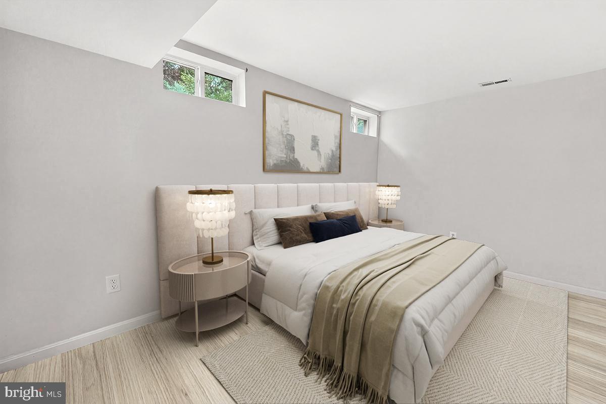 FONT HILL MANOR - Residential
