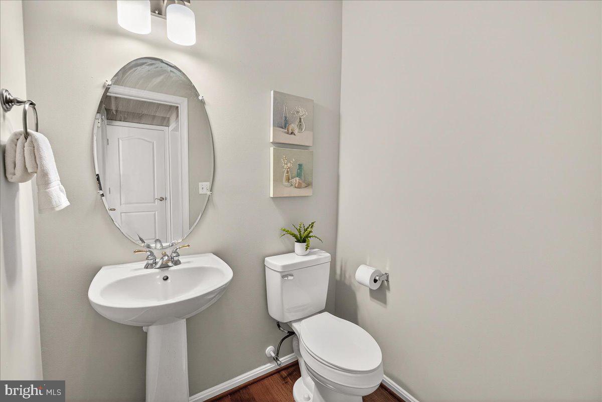 FONT HILL MANOR - Residential