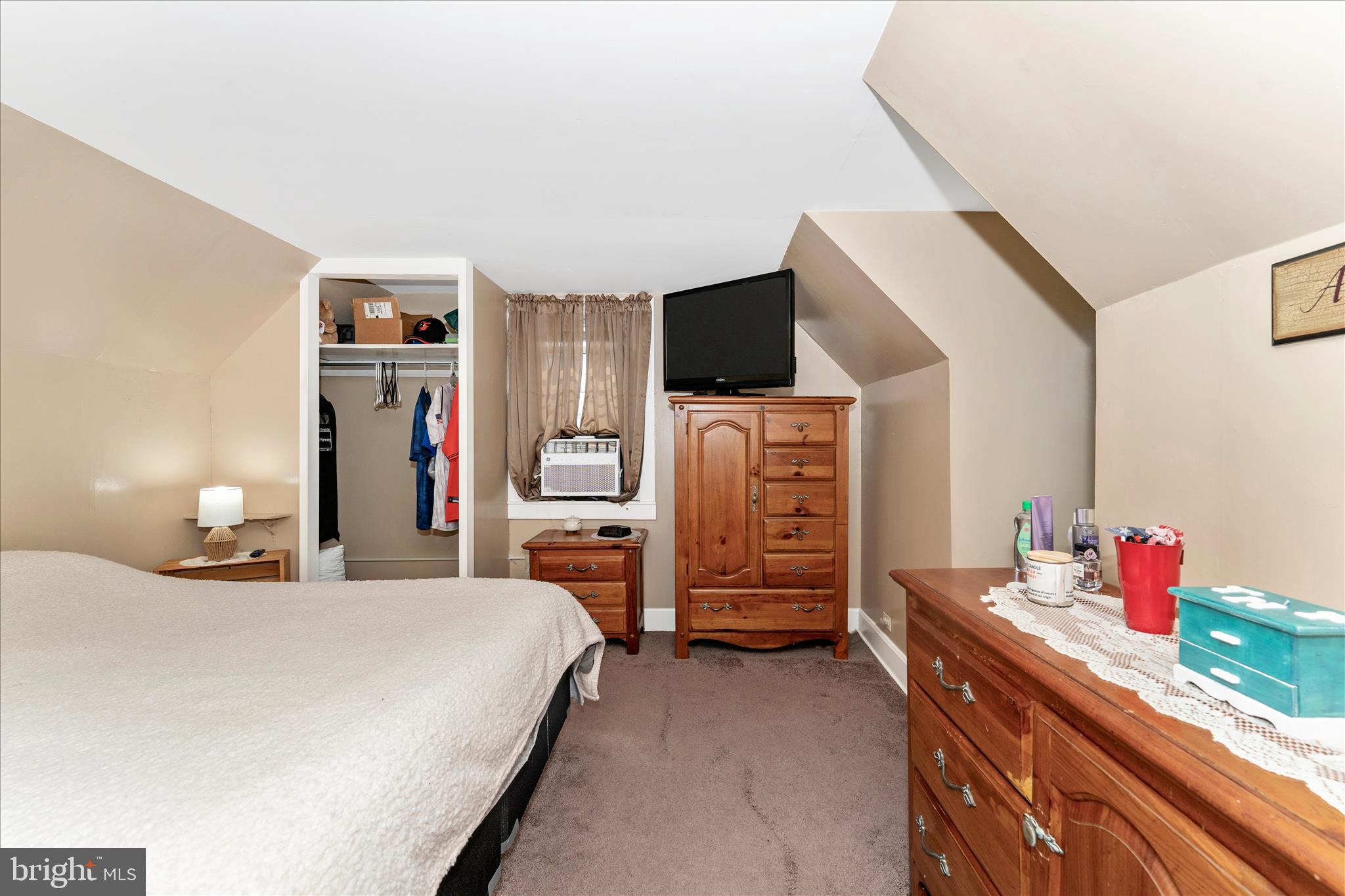 HAMILTON PARK - Residential