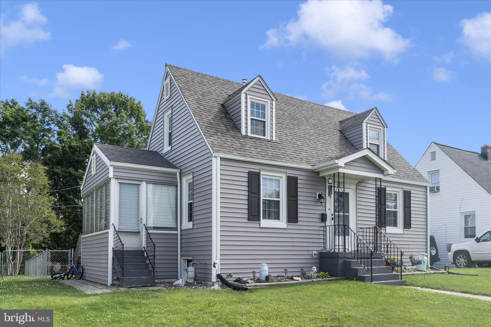 HAMILTON PARK - Residential