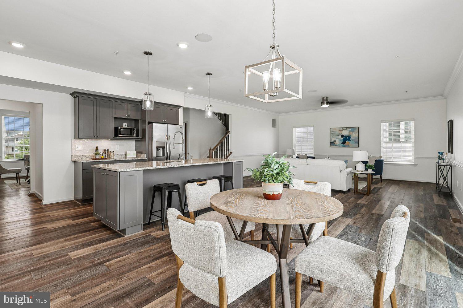 ELLENDALE - Residential