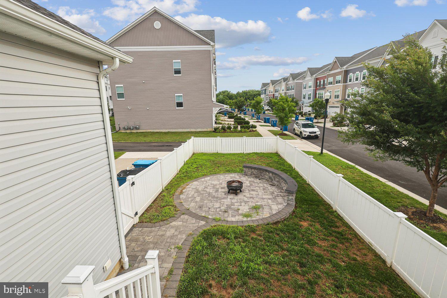 ELLENDALE - Residential