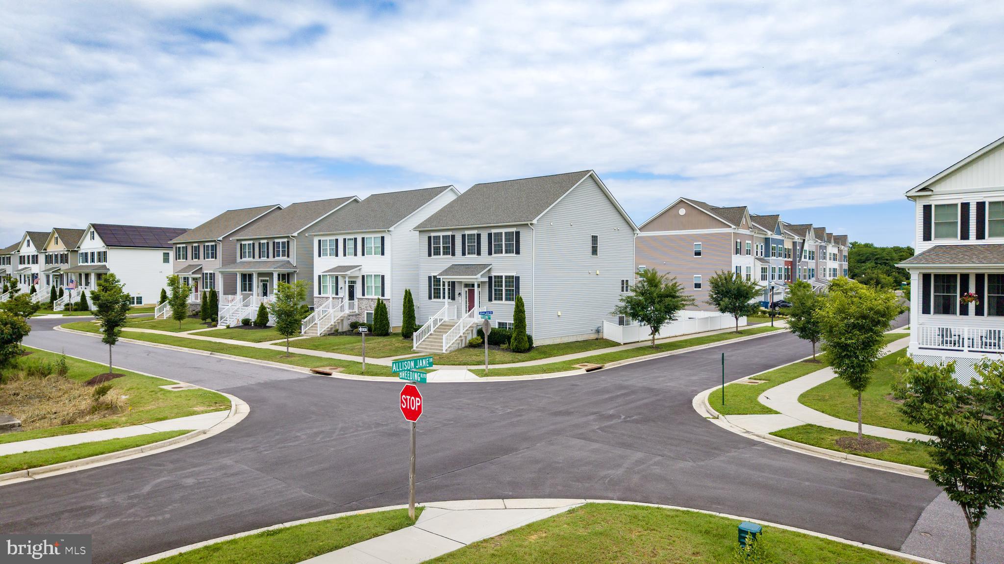 ELLENDALE - Residential