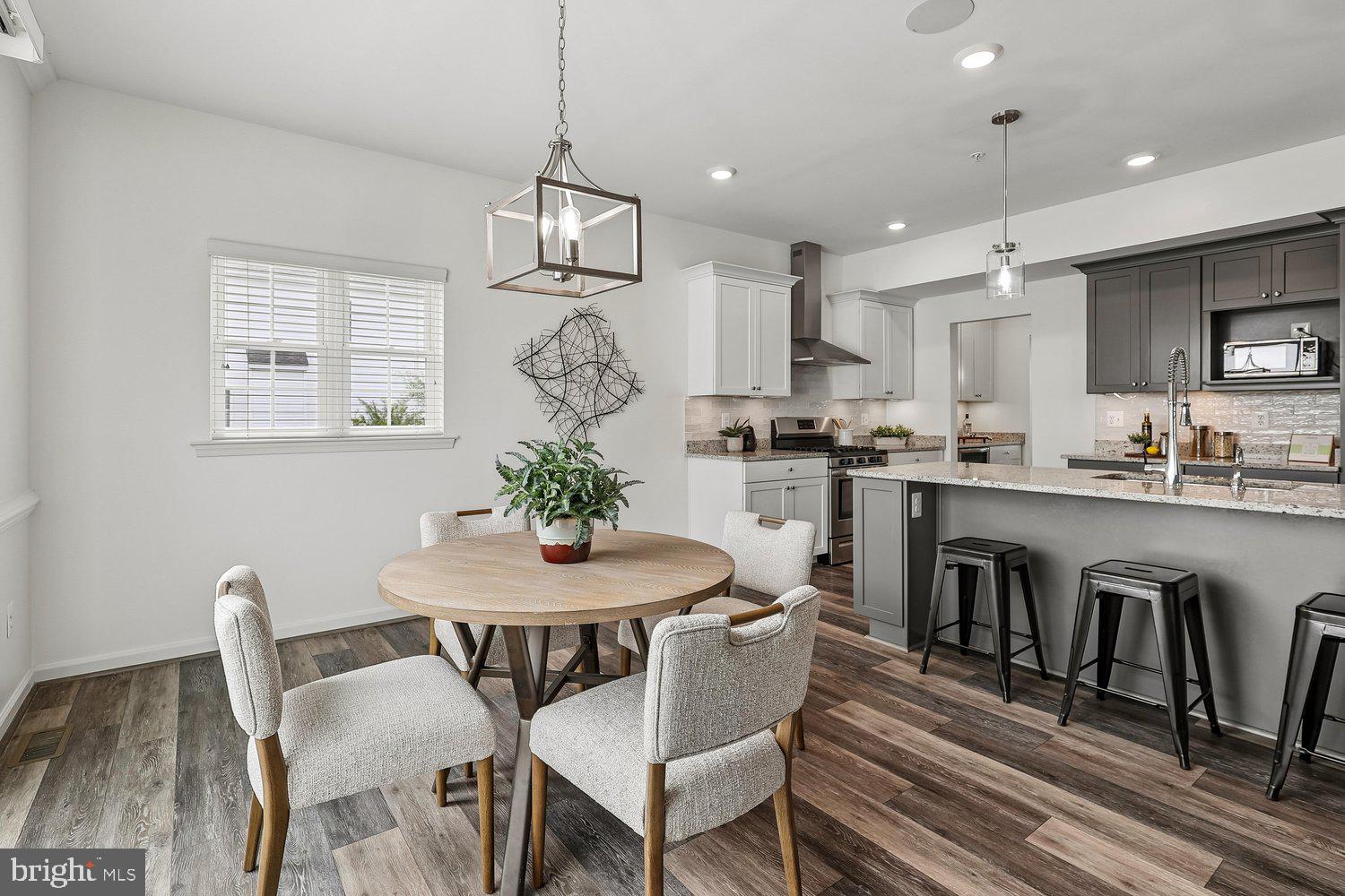 ELLENDALE - Residential
