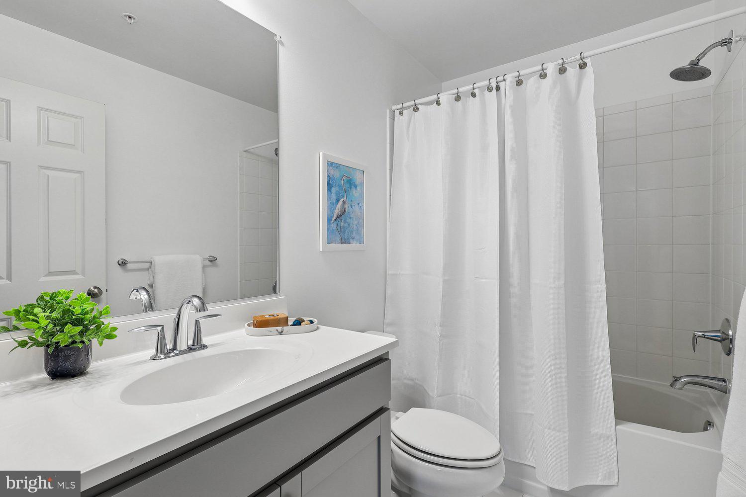 ELLENDALE - Residential