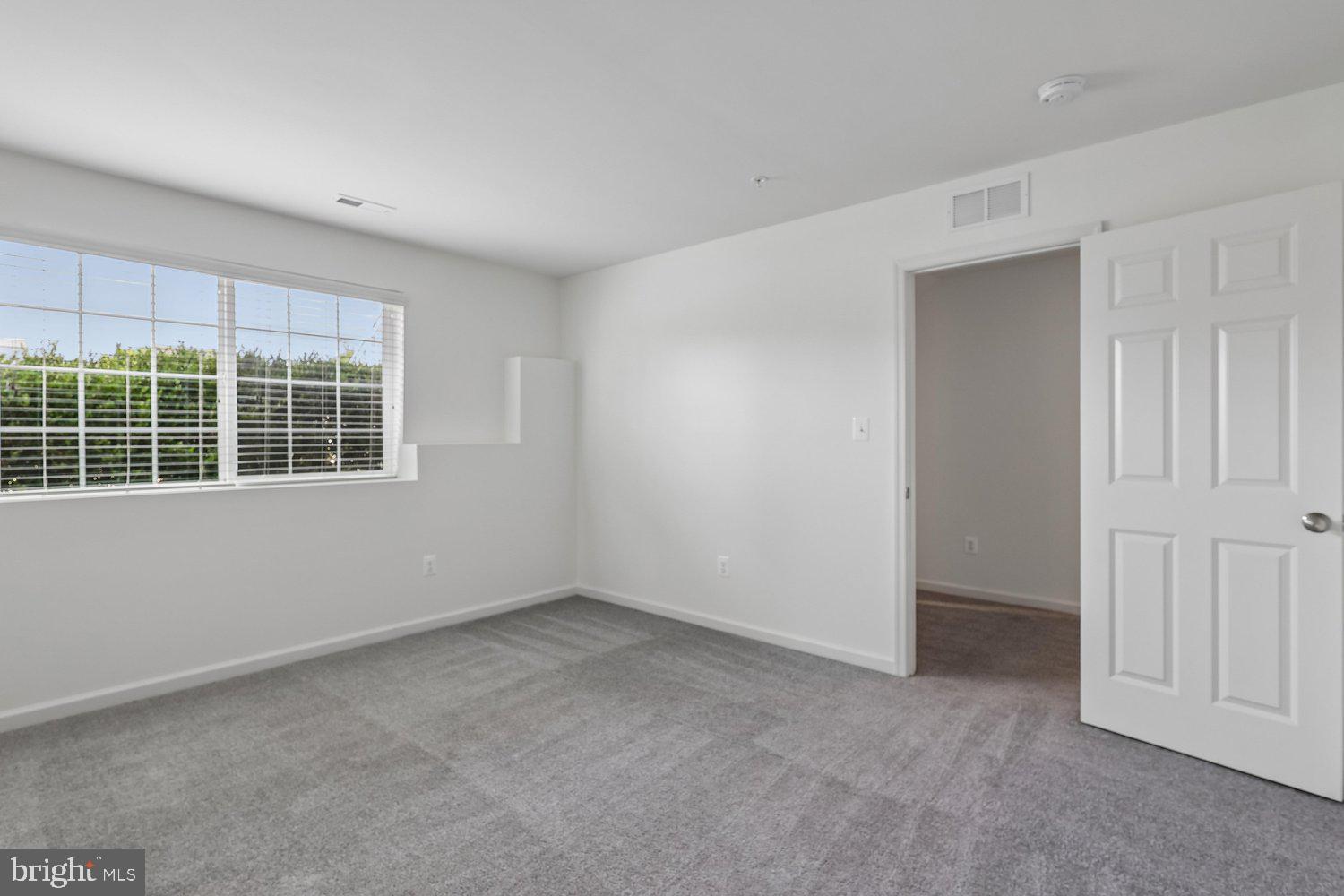 ELLENDALE - Residential