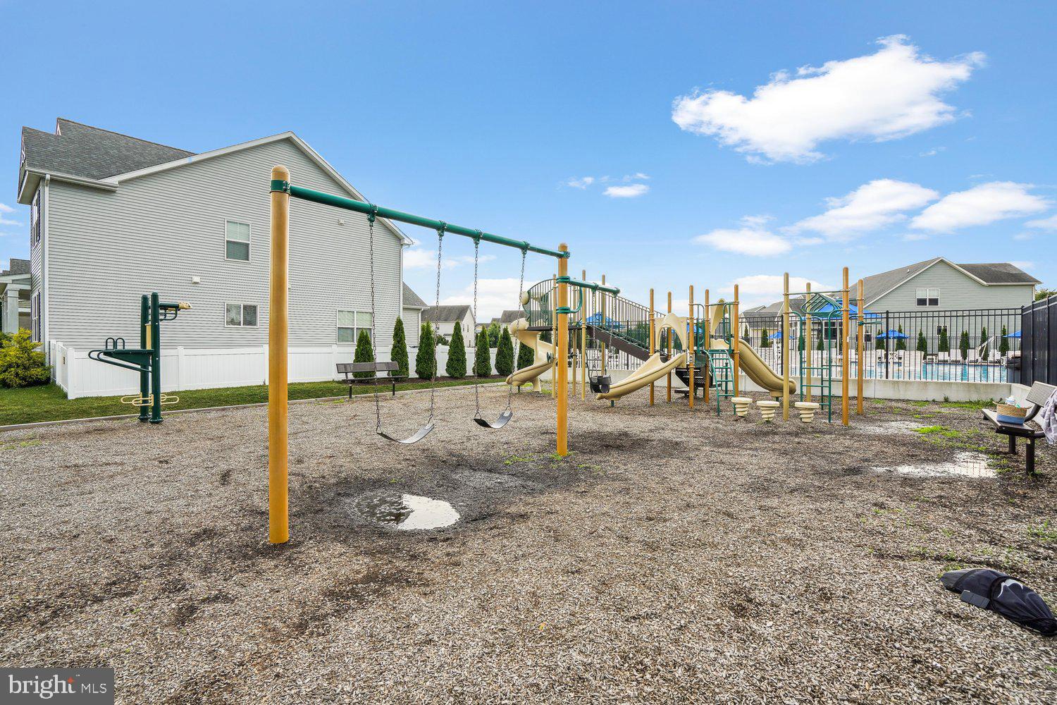 ELLENDALE - Residential