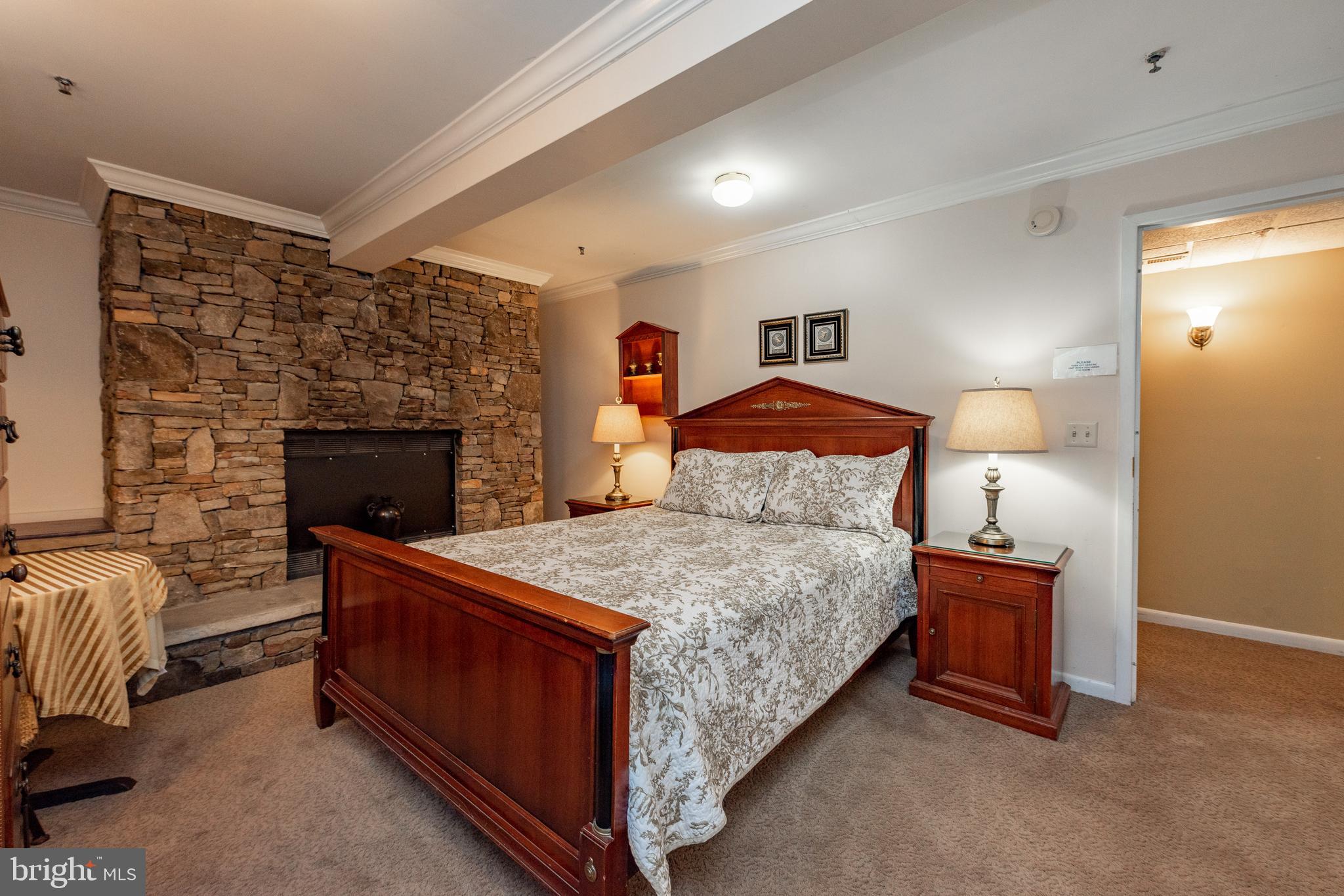 CARMEL COVE - Residential