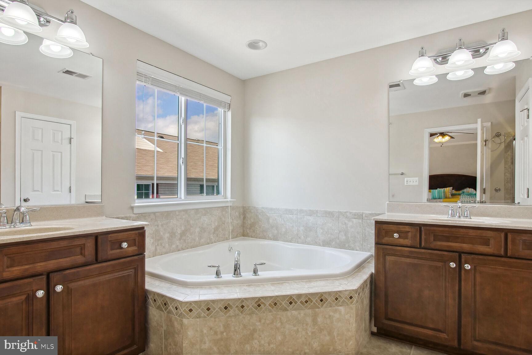 SUMMERWALK AT STONE RIDGE - Residential