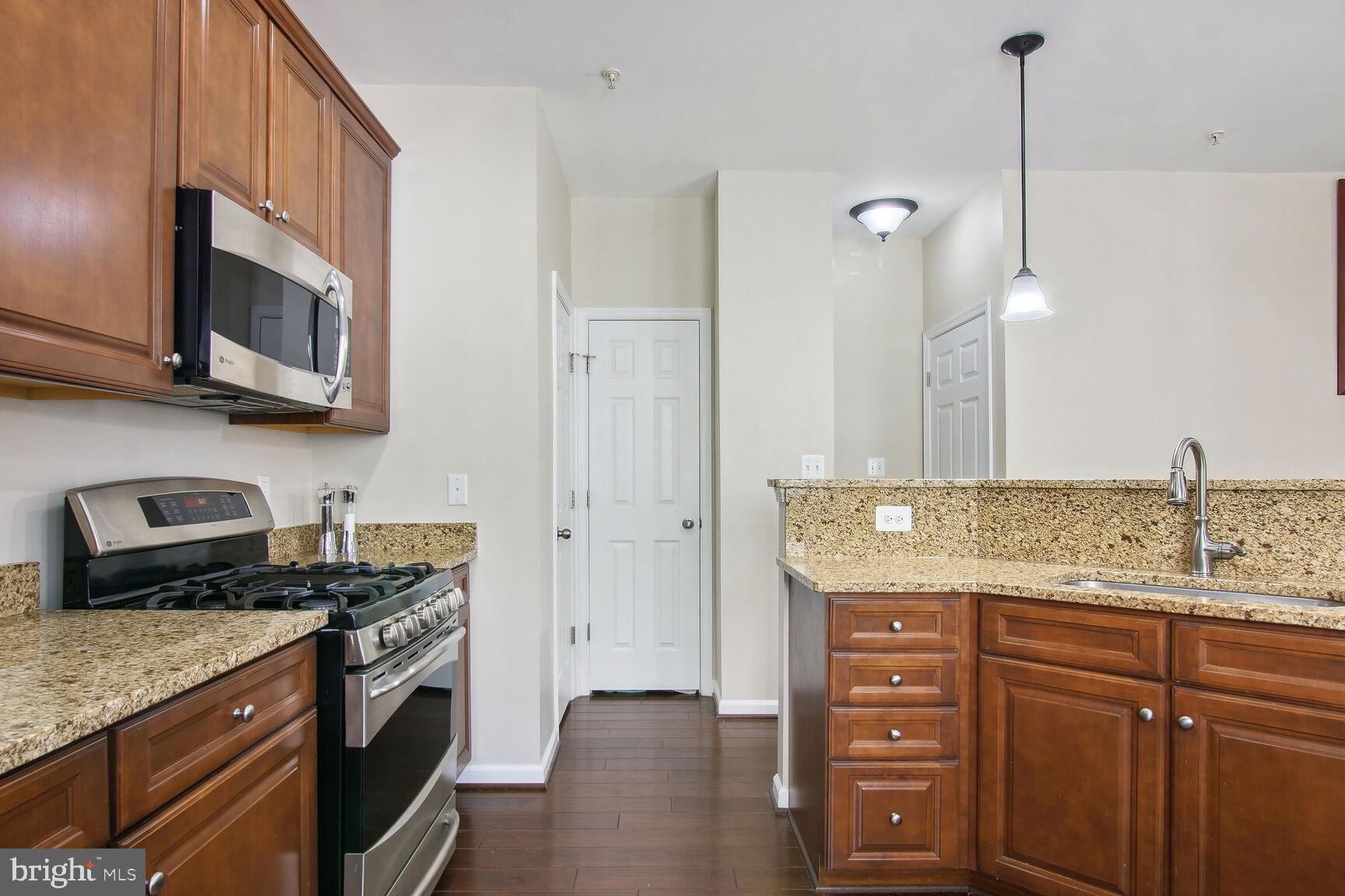 SUMMERWALK AT STONE RIDGE - Residential