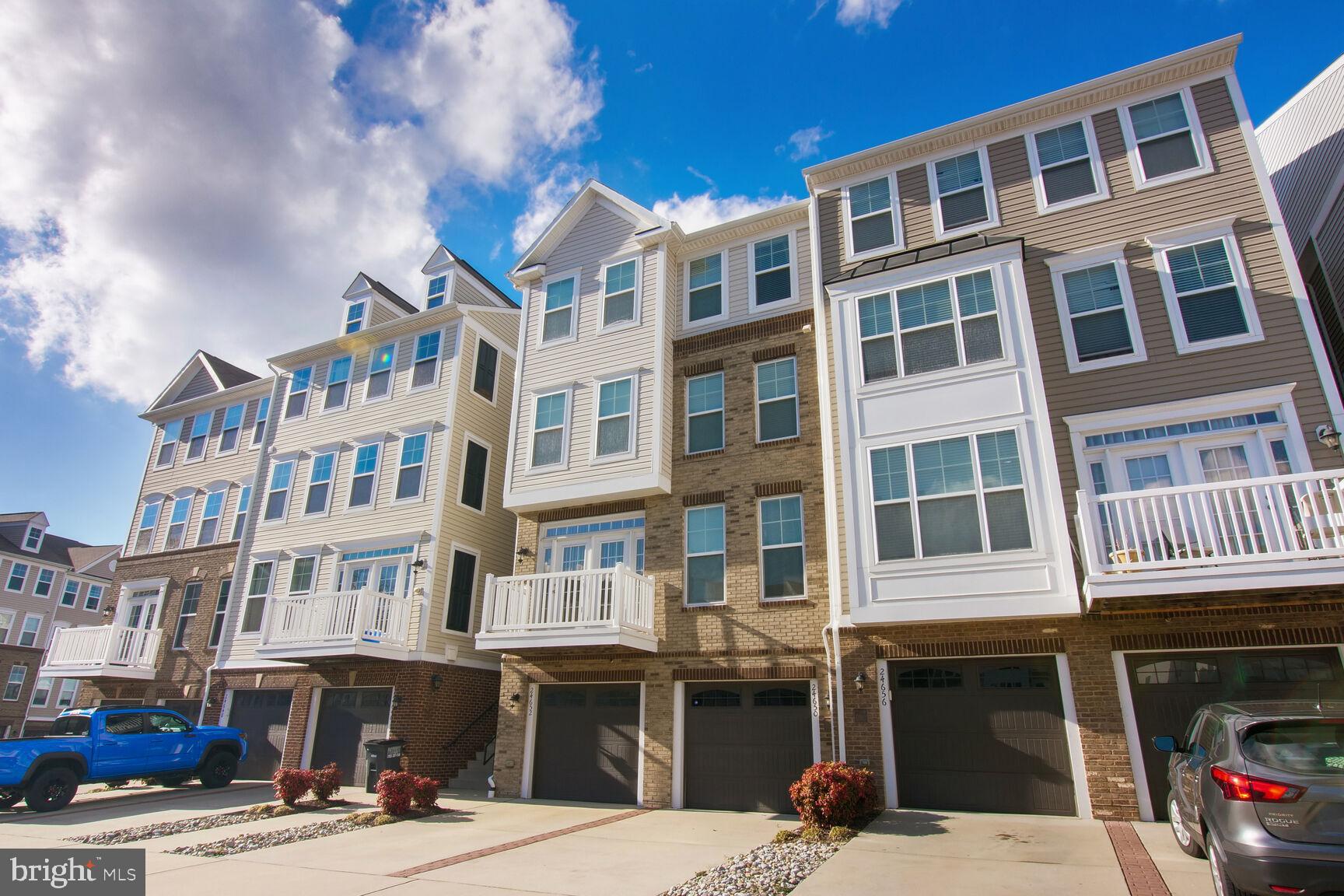 SUMMERWALK AT STONE RIDGE - Residential