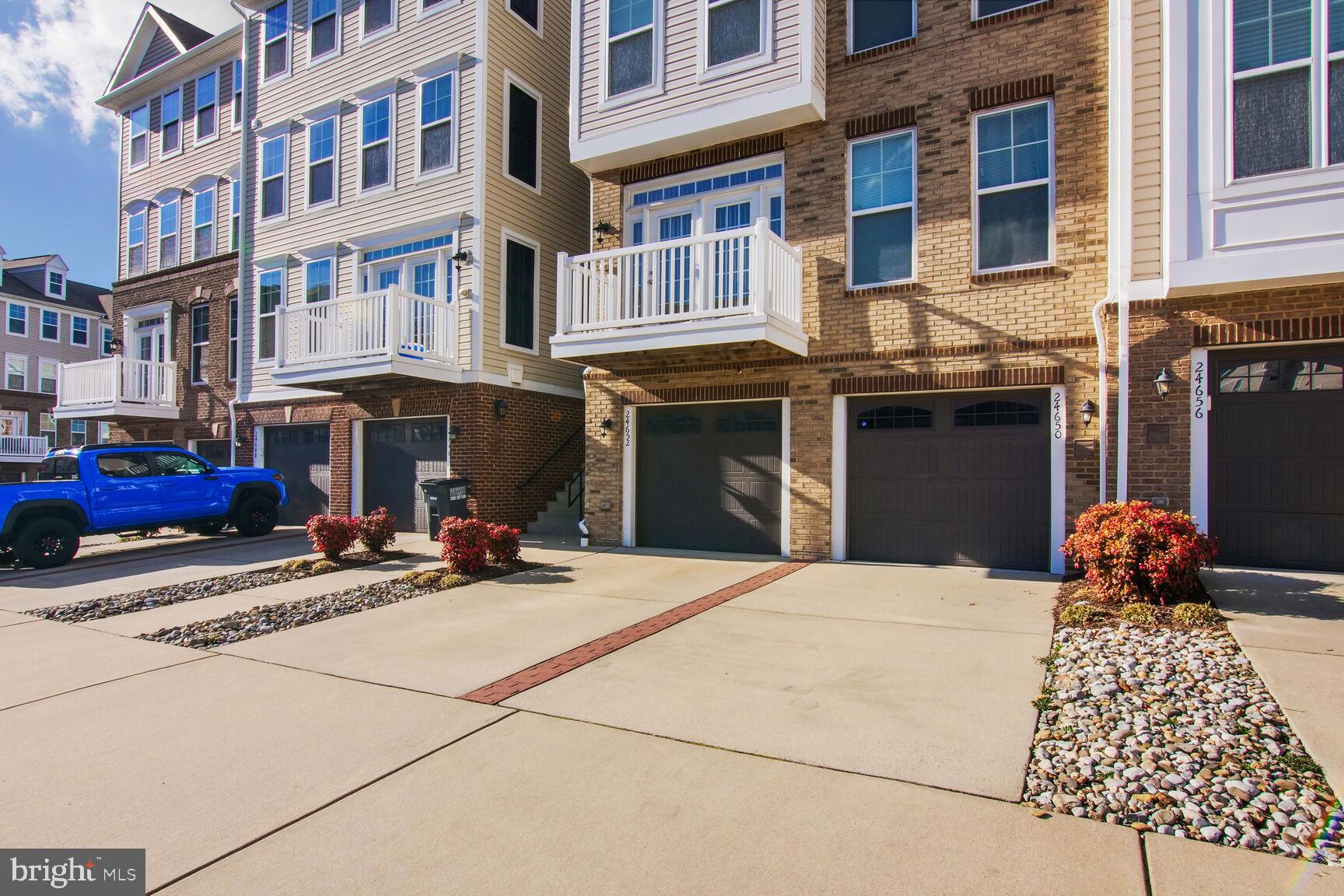 SUMMERWALK AT STONE RIDGE - Residential