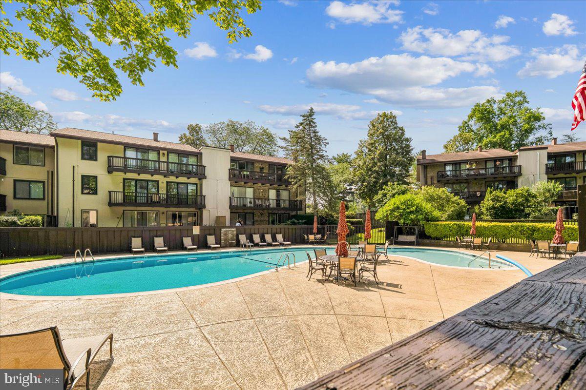 THE COVE - Residential