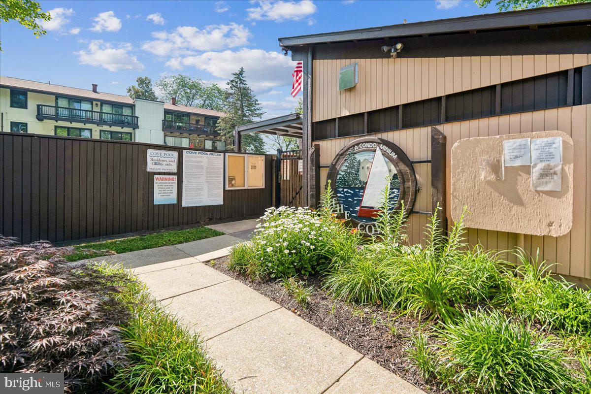 THE COVE - Residential