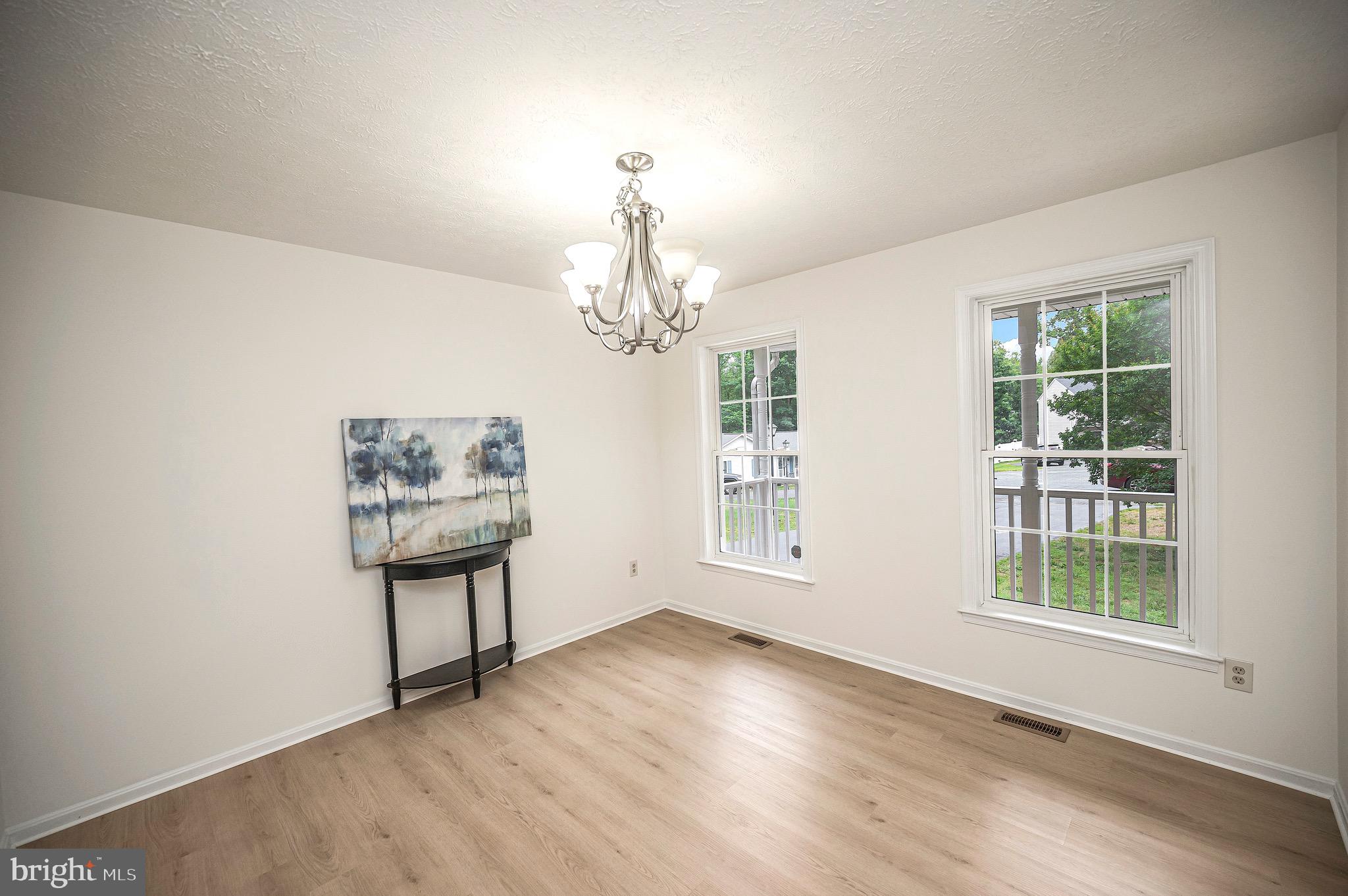 FALCON RIDGE - Residential