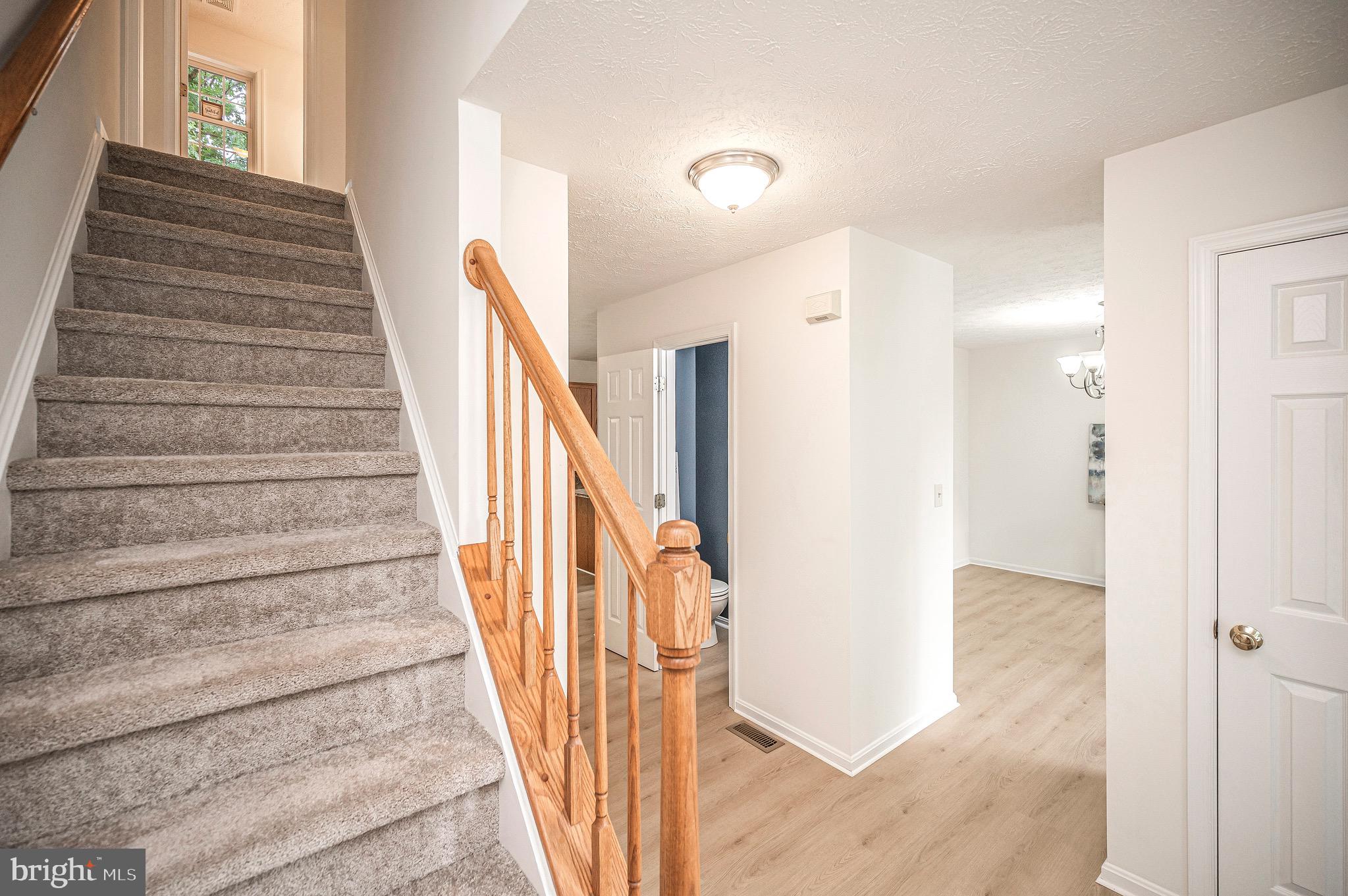 FALCON RIDGE - Residential