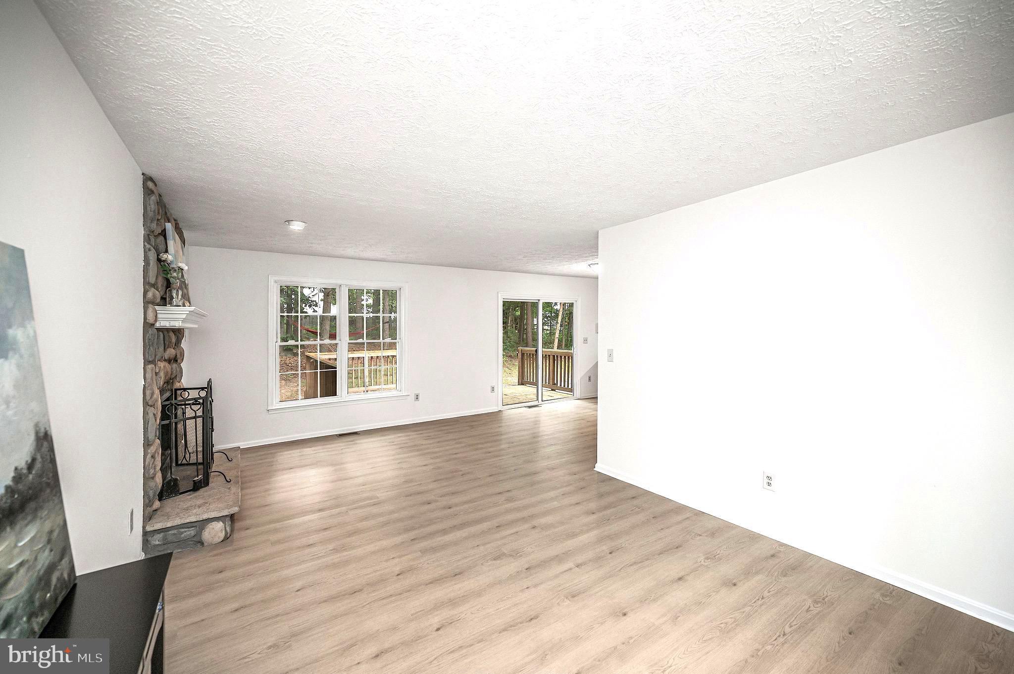FALCON RIDGE - Residential